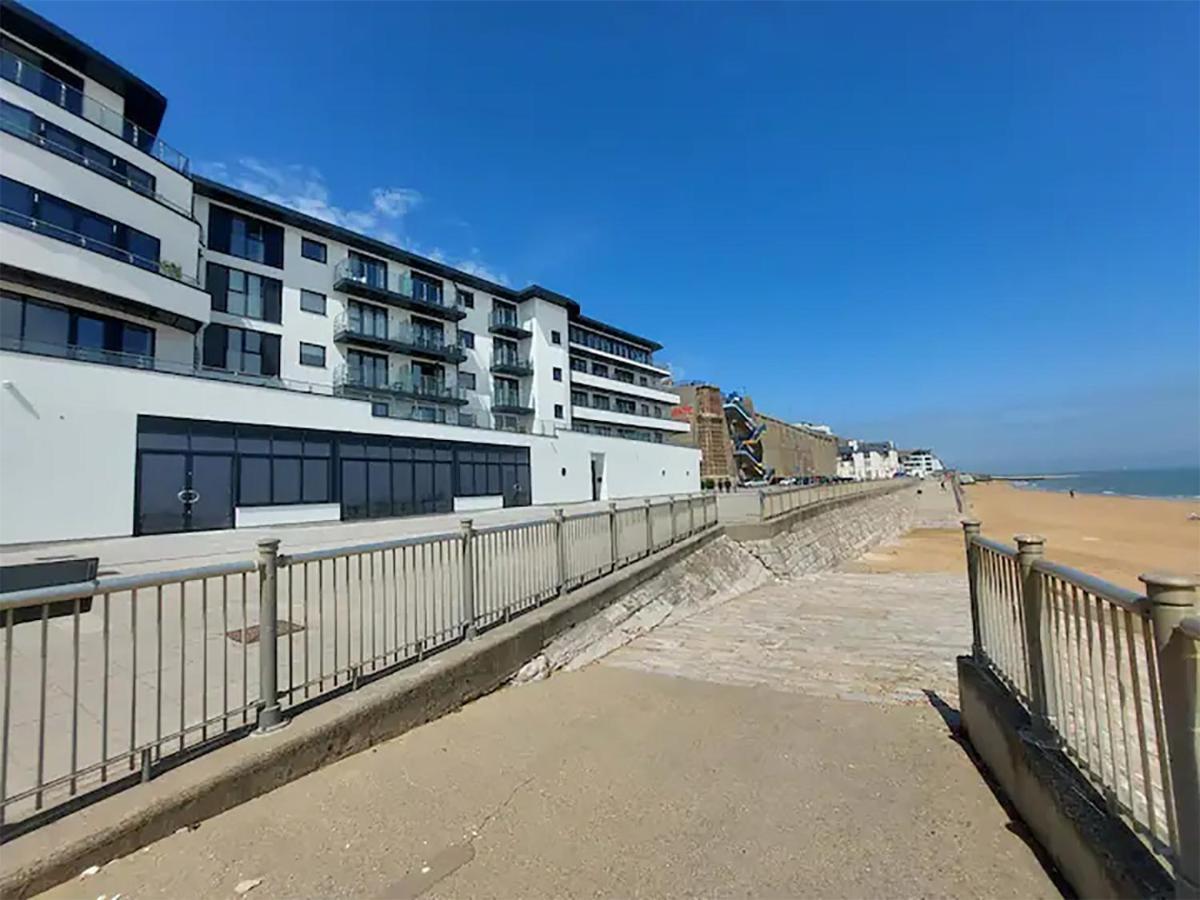 Sohot Stays Royal Sands Seaview Apt Free Parking Sleeps 4 แรมส์เกท ภายนอก รูปภาพ